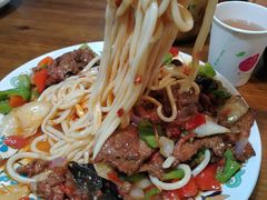 -歹歹的加个面过油肉拌面