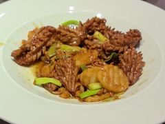 -闫府私房菜·老字号(恒隆店)