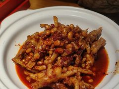 黄豆烧鸡爪-老萍巷莲花血鸭·萍乡地标江西菜(步行街店)