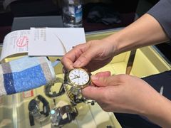 -亨得利钟表商店