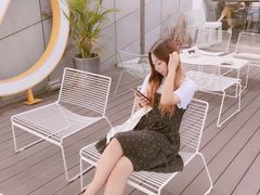 -UNI UNI(环亚凯瑟琳店)