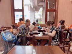 -横琴湾畔餐厅(长隆海洋王国白鲸剧场店)