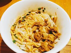 -矮子粉店1985·长沙米粉(湘春路店)
