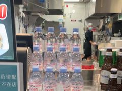 零售区-康師傅私房牛肉面(浦机三店)