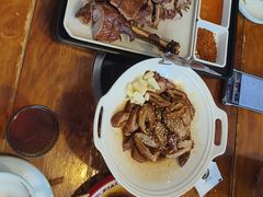-老鼎万春卤菜(五代传承创始老店)