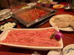 -二荆条·蜀鲜汇城市森林火锅