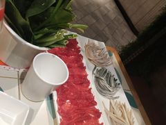 吊龙-南城十里潮汕鲜牛火锅·鲜虾生滚粥(融汇老商埠店)