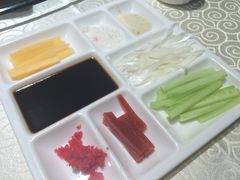 烤鸭酱料碟-四季小馆·地道北京小吃(广百店)