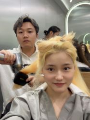 -Tloml salon