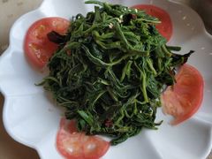 -鑫巴蜀小镇 · 水煮鱼专研店(玉桥店)