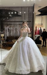 -南京宝娜嫁衣婚纱礼服馆(中央路店)