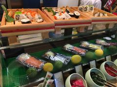 -大中华希尔顿酒店-念自助餐·嗨啤·小龙虾