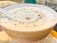 -燕庭·纯燕窝·甜品下午茶(南京西路店)