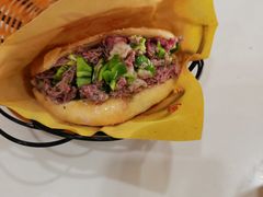 -保府味道金饼驴肉(橄榄郡店)