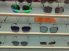 -LOHO眼镜(上海市浦江万达店)