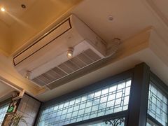 -玛格萝妮比萨屋(四平店)
