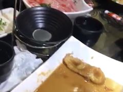 -老房老舍重庆火锅(假日城市店)