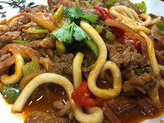 爆炒牛犊肉-清真·伊清阁餐厅