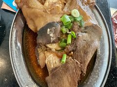 大牛蹄-牛一煲美食(江高店)