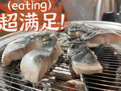 -围炉肉舍•炭烤活鳗•丹东海鲜烤肉(步行街店)