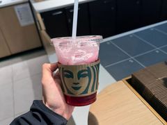 -星巴克(浦东机场T2到达店)