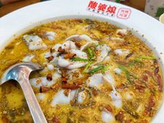 招牌酸菜鱼-酸婆娘江湖川菜(紫竹路店)