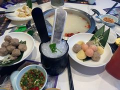 -马家斑.鲜鱼火锅(松湖万科店)
