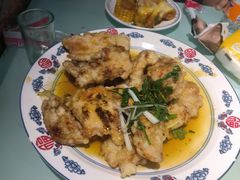 -鱼窝棚柴火铁锅炖(富山屯店)