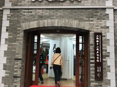 门面-古董花园(思南路42弄小区店)