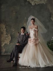 -雪中彩影婚纱摄影·微光艺术中心