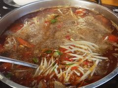 酸笋锅底-黄利砖万峰林布依特色酸笋牛肉馆