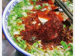 -牛一嘴·兰州牛肉面·大盘鸡(财富中心店)