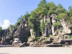 -梭布垭石林景区