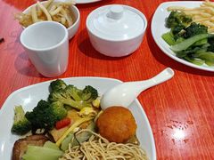 -百荷园蔬食自助餐厅(德辉广场店)
