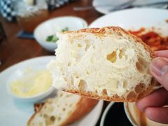 -ROAST coffee & eatery