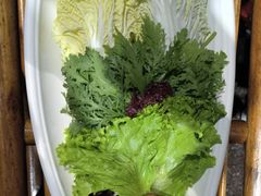 -老牌坊云南鱼豆花火锅(哈西万达店)