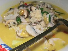 -蜜桃餐厅·伴山(湖滨商业街店)