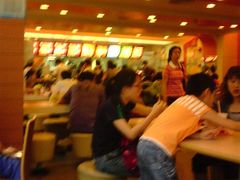 DSC02120-麦当劳(番禺易发商业街店)