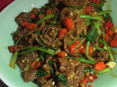 小炒黄牛肉-胡桃里音乐酒馆(郴州友阿国际广场店)