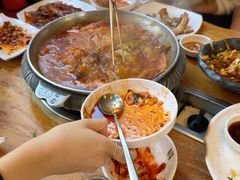 -喇喇排骨火锅·传统韩式脊骨汤(望京西园总店)