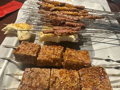 -三个大叔烤羊肉串·炭炉砂锅菜(西三旗店)