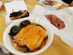 -何老二卤汁凉粉