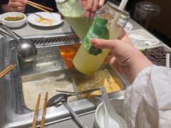 -海底捞火锅(银泰中心店)