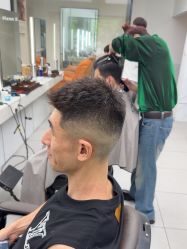 -尤司男士国潮理发馆