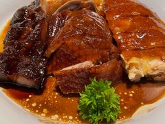 烧腊拼盘-汤城小厨•粤菜•靓汤(苏州街店)