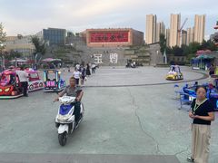 -陈仓老街美食天地