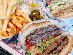 -The Habit Burger Grill 哈比特汉堡(复兴soho店)