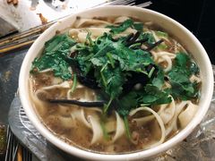 -老广烧烤(骆驼山康馨园店)