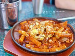 海鲜芝士炒年糕-MI WU FACTORY米屋美食工厂餐厅(绿地店)