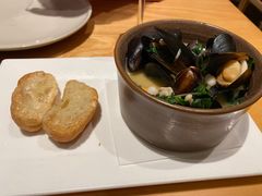 -新元素餐厅(瑞虹天地月亮湾店)